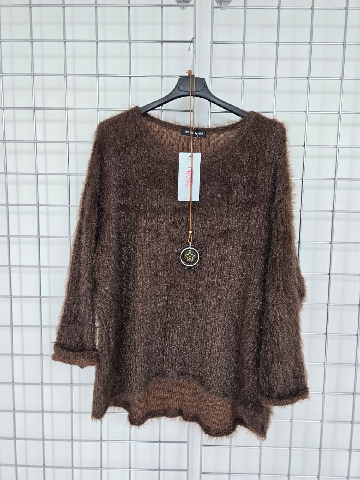 Erin soft knit top with complimentary necklace