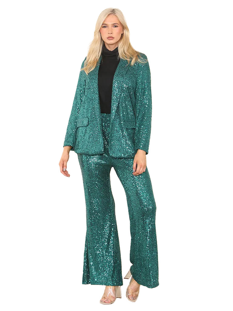 Women's wholesale roll neck plush sweater in soft, luxurious fabric, perfect for cozy styling