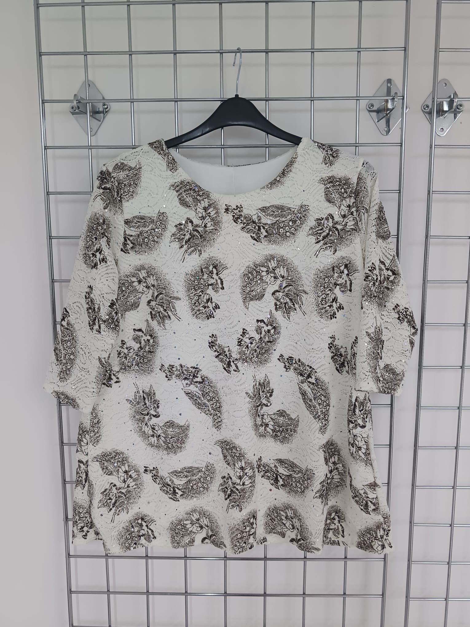 Kelly Lace Print Top