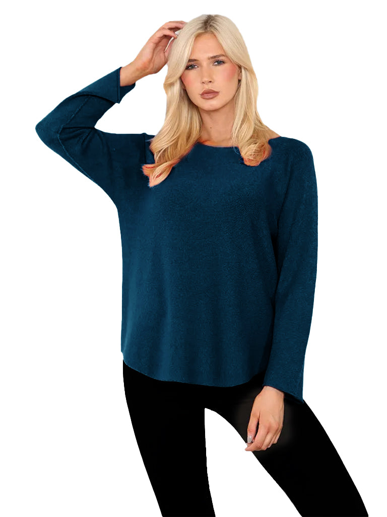 Women's wholesale soft knit jumper with round neck and long sleeves, crafted from a warm wool blend