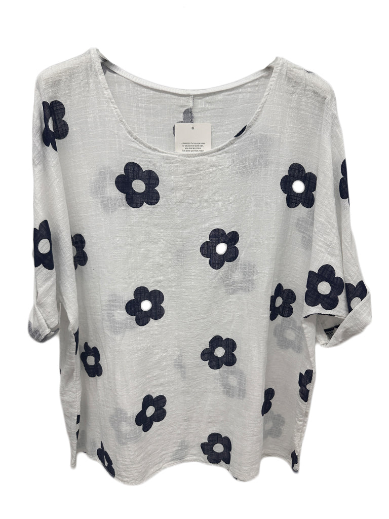 Women's wholesale short sleeve flower print cotton top, perfect for summer