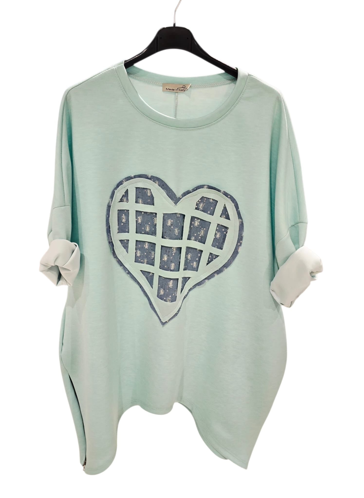 Dawn Heart Dip Hem Top