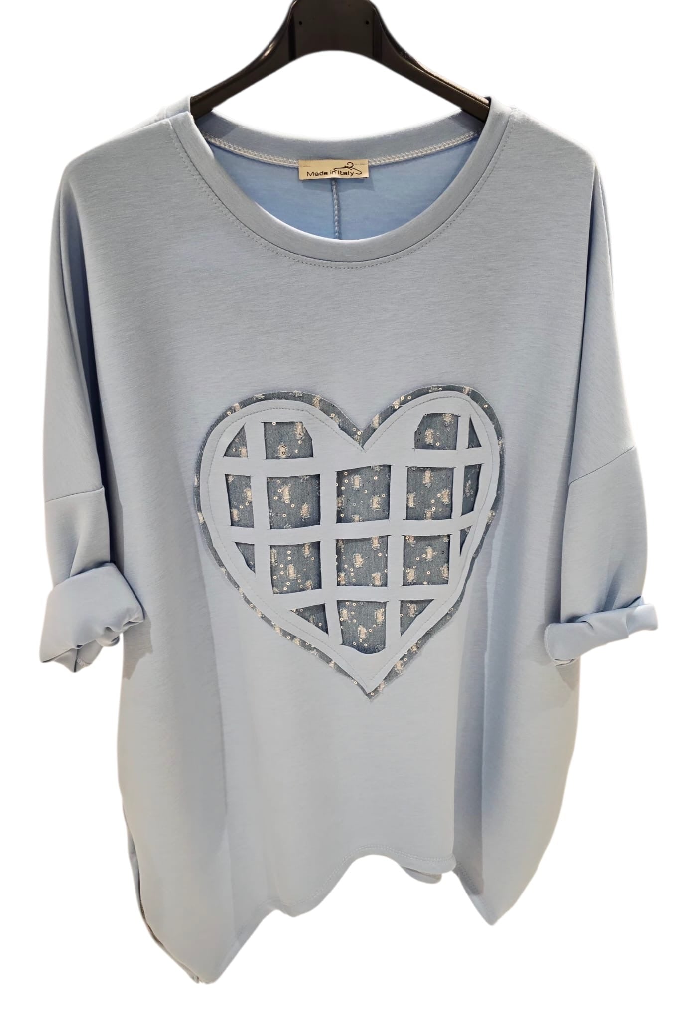 Dawn Heart Dip Hem Top