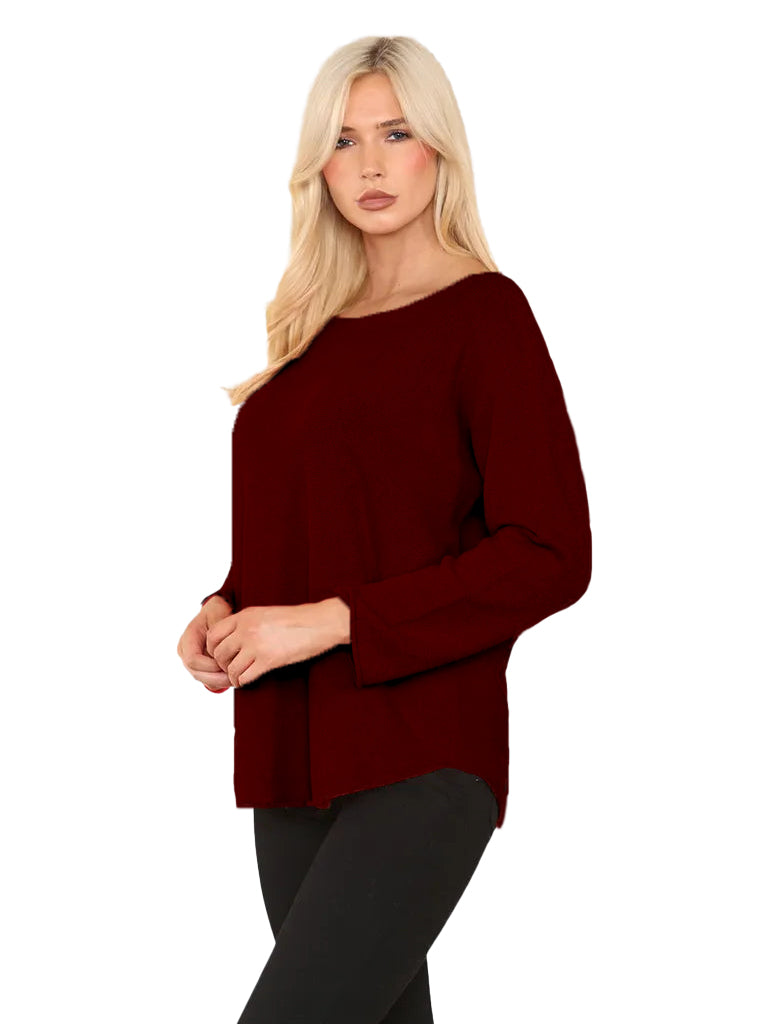 Women's wholesale soft knit jumper with round neck and long sleeves, crafted from a warm wool blend