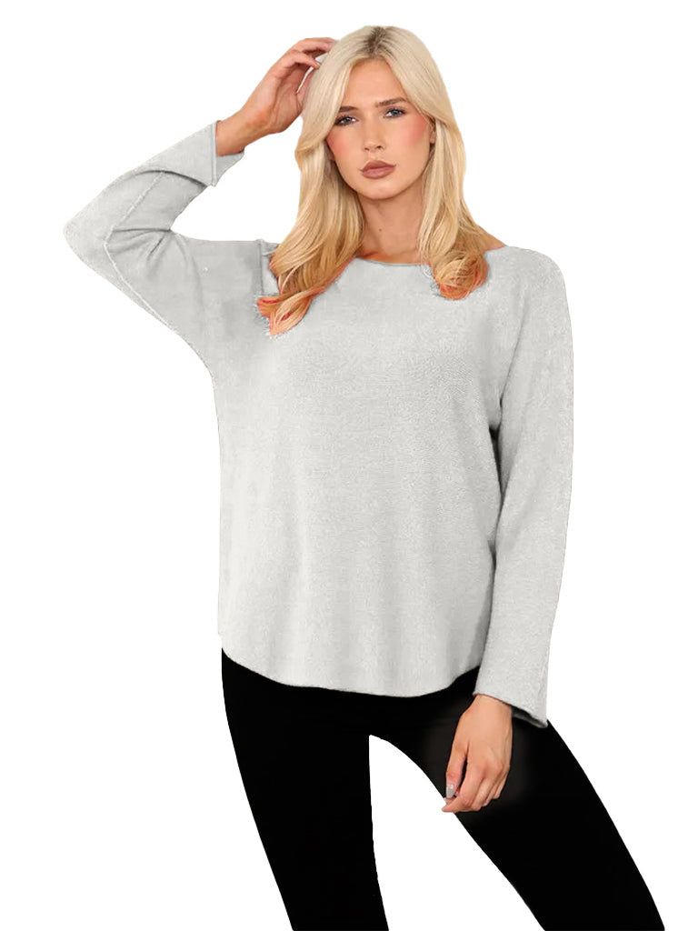 Women's wholesale soft knit jumper with round neck and long sleeves, crafted from a warm wool blend